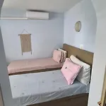Bunjo's House * 特罗吉尔