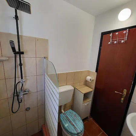 Bunjo's House Apartment *